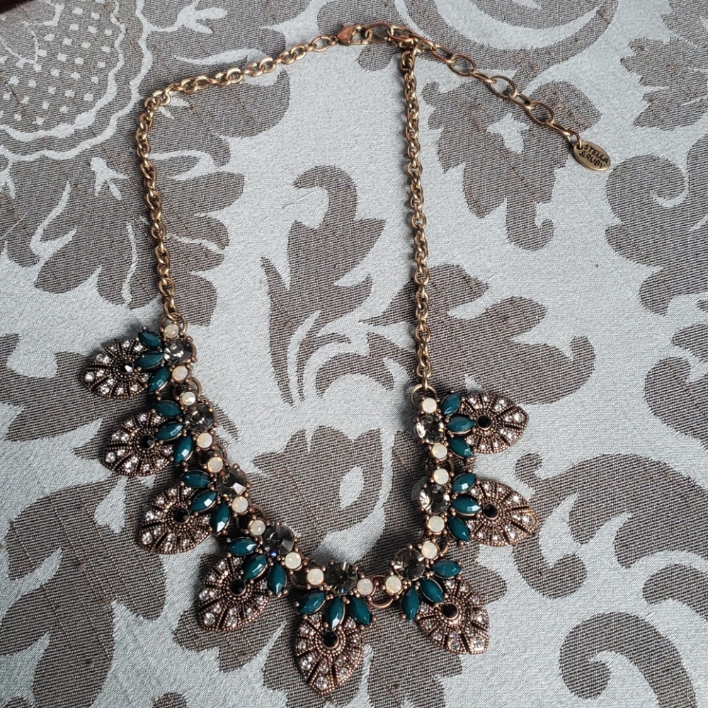 Statement necklace perfect for work!